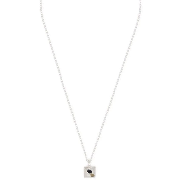 Sapphire-pendant Necklace