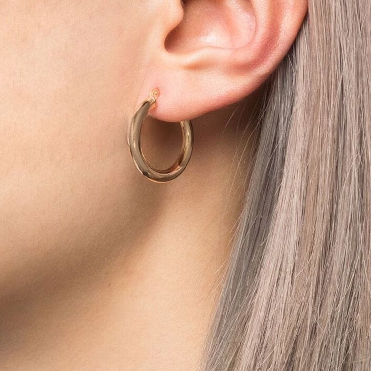 medium 9kt yellow gold Chubbie hoop earrings