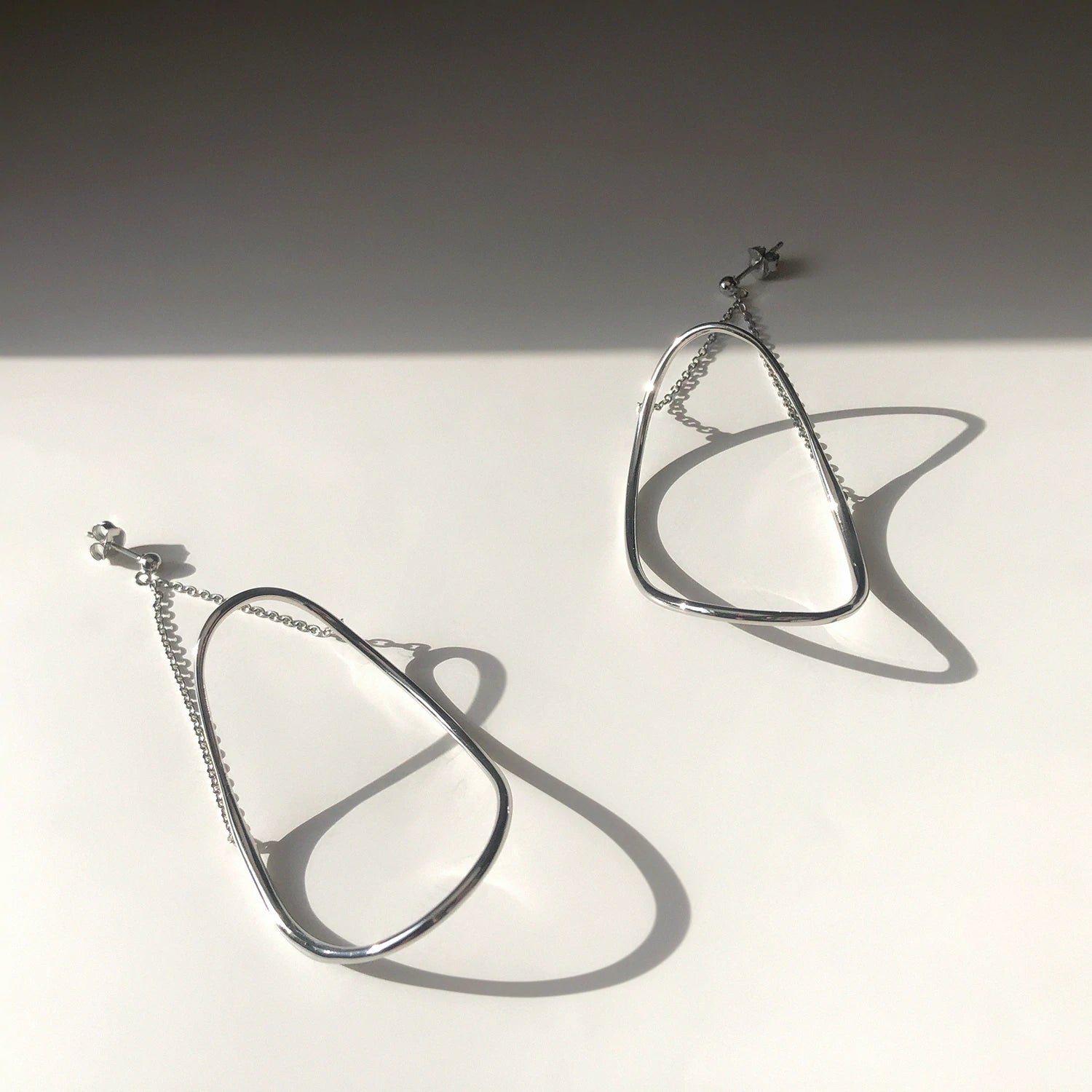 GLIDE EARRINGS