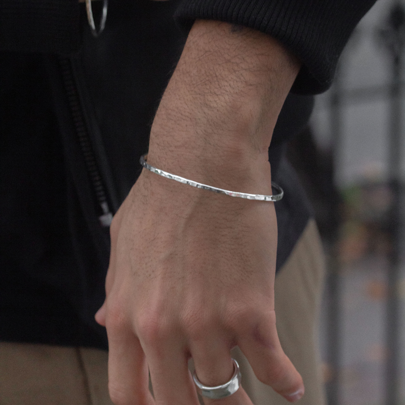 Men's 3mm Hammered Nomad Bangle