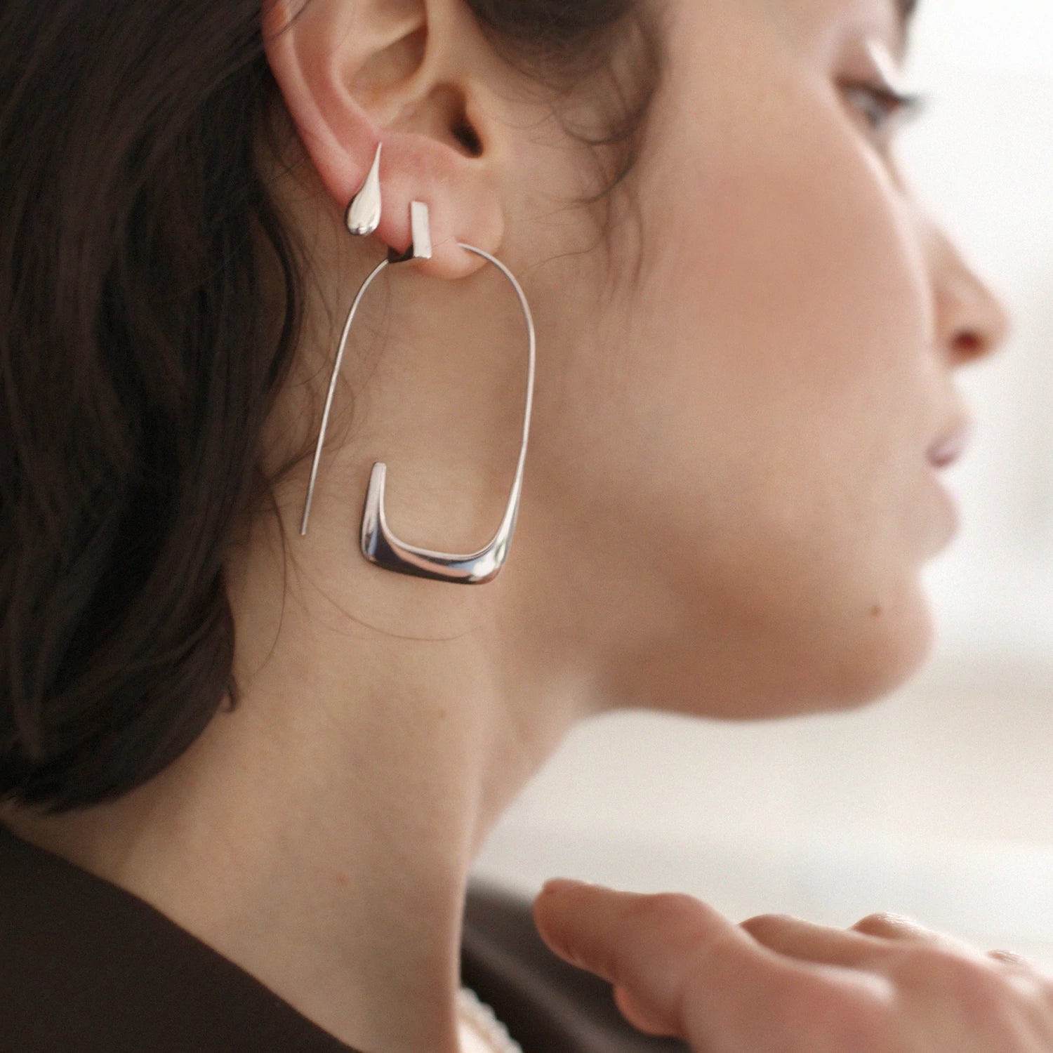 LINEA EARRINGS