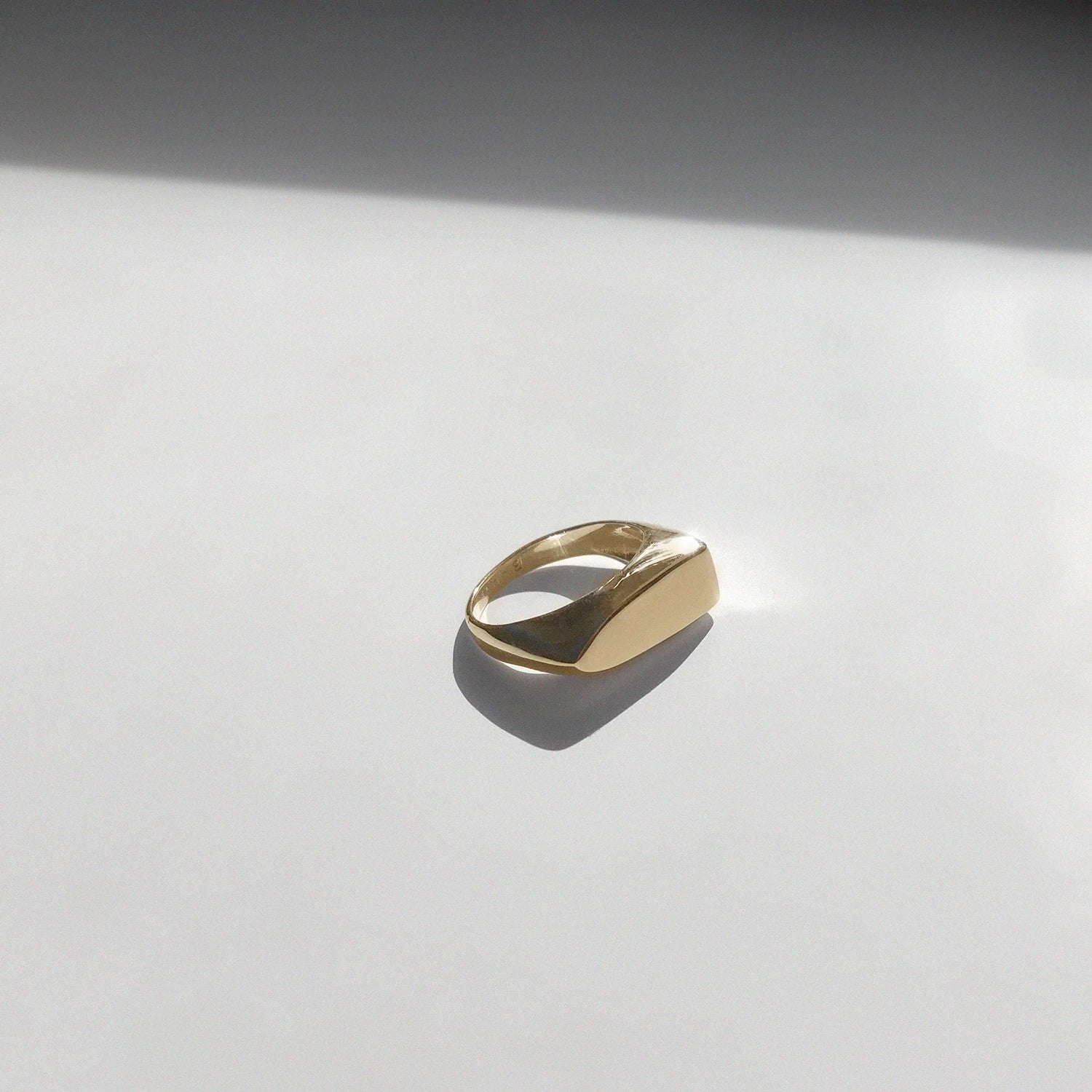 LARK RING