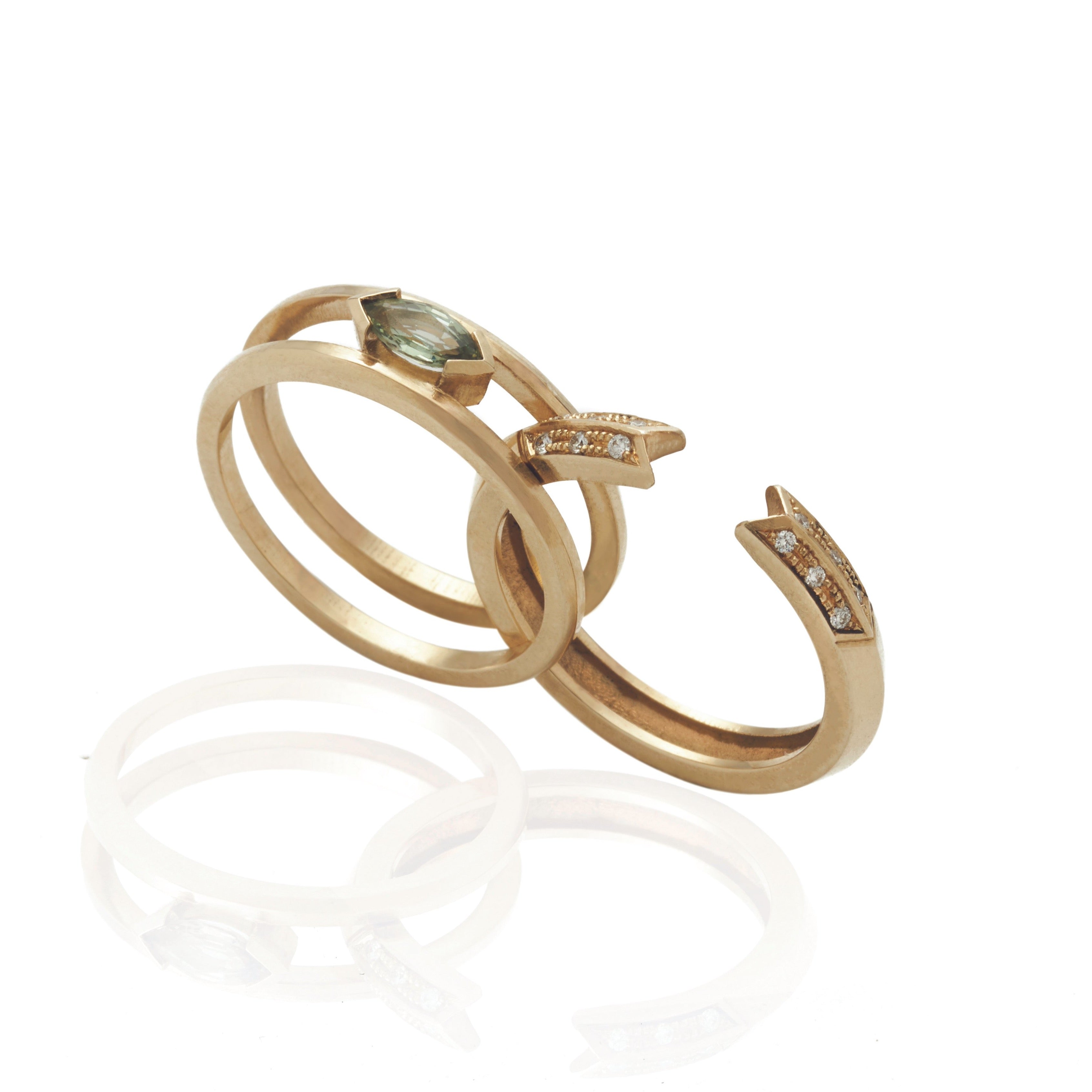 9kt Gold Ring Set with Diamond and Tourmaline
