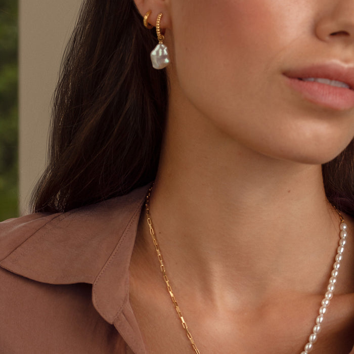 Dotty Keshi Luna Pearl Hoops