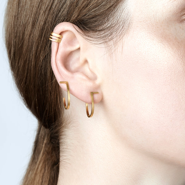 Unfinishing Line Gold hoop Earrings/Small