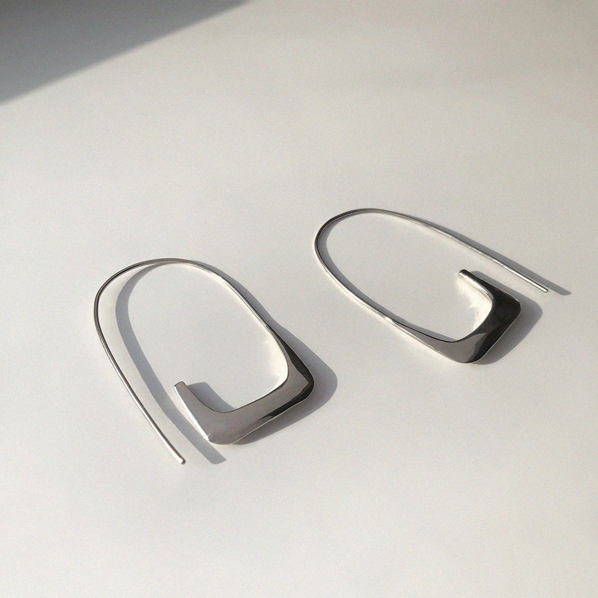 LINEA EARRINGS