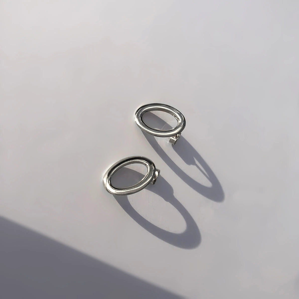 OVAL EARRINGS