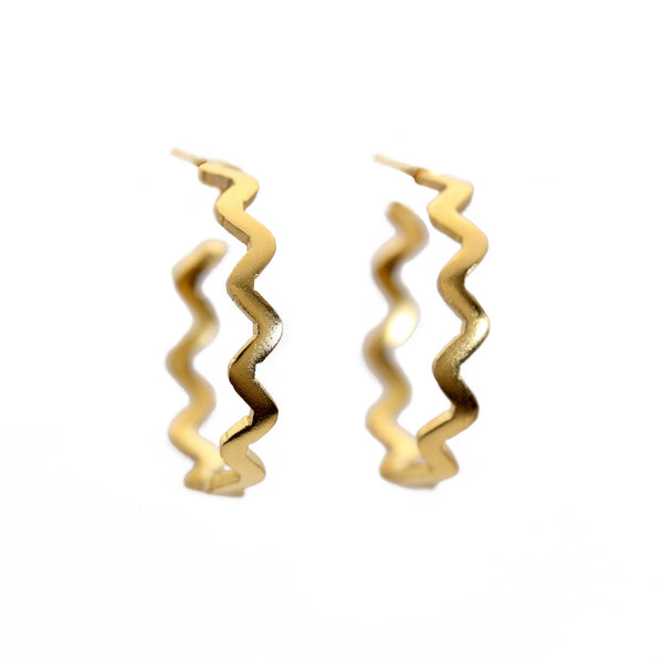 Plain Villa Gold Hoop Earrings