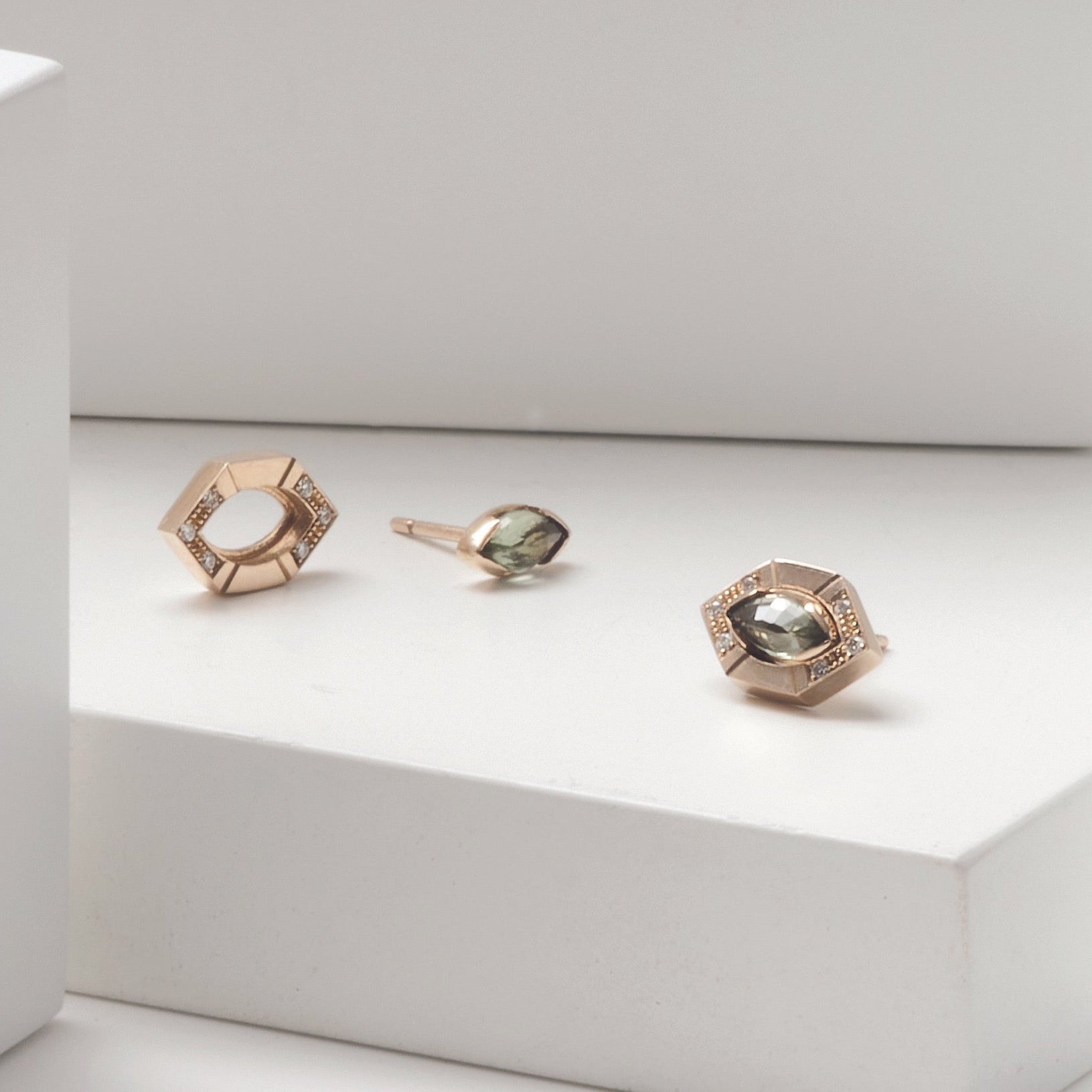 9kt Gold Hexagonal Stud Set with Diamond and Tourmaline