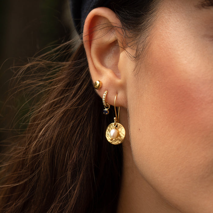 Hammered Disc & White Freshwater Pearl Nomad Earrings